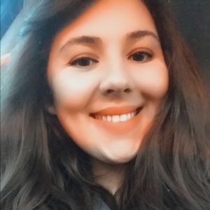 Meet your Posher, Yuliya